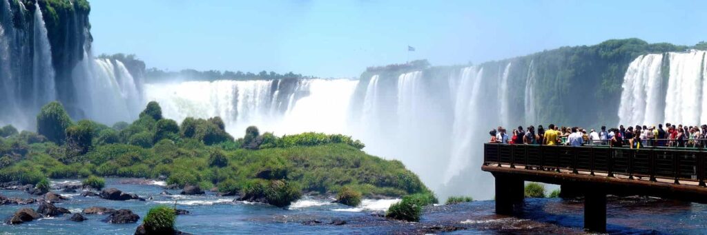10 best cities to Visit in Argentina - Cool Places to Visit in Argentina 2023 Iguazu Falls