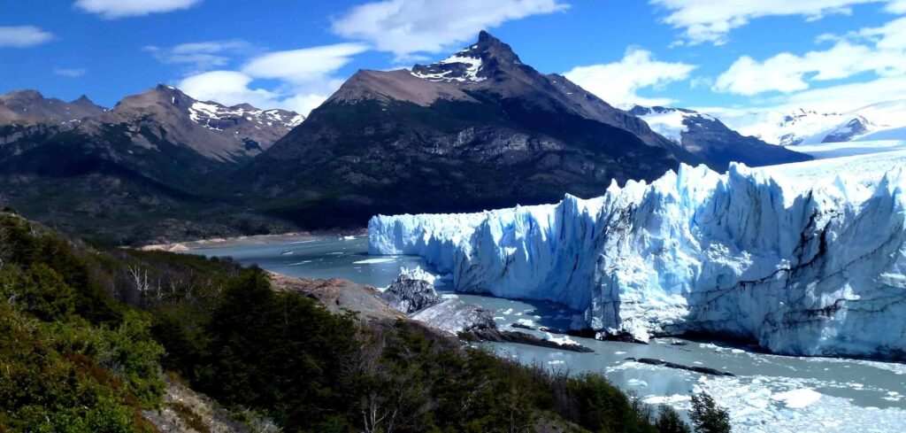 10 best cities to Visit in Argentina - Cool Places to Visit in Argentina 2023 Los Glaciares